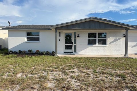 Villa ou maison à vendre à Port Richey, Floride: 2 chambres, 100.33 m2 № 2133385 - photo 12