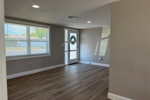 Villa ou maison à vendre à Port Richey, Floride: 2 chambres, 100.33 m2 № 2133385 - photo 2