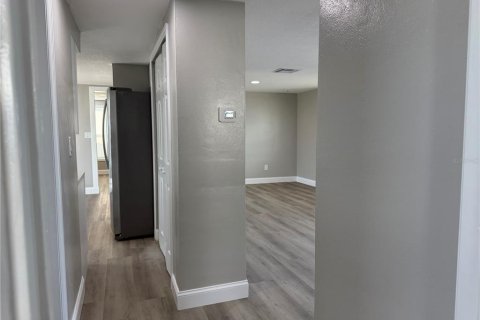 Villa ou maison à vendre à Port Richey, Floride: 2 chambres, 100.33 m2 № 2133385 - photo 6