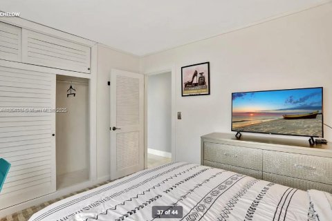 Casa en alquiler en Pompano Beach, Florida, 3 dormitorios, 121.98 m2 № 2015533 - foto 14