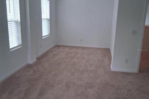 House in Mount Dora, Florida 7 bedrooms, 435.71 sq.m. № 2381155 - photo 8