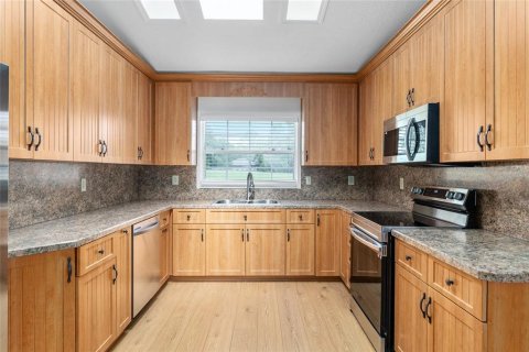 Villa ou maison à louer à Ocala, Floride: 3 chambres, 168.9 m2 № 2402976 - photo 24