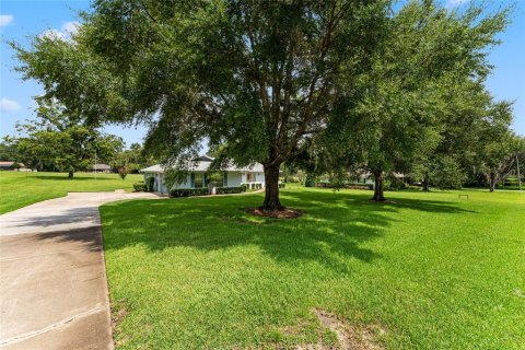 Villa ou maison à louer à Ocala, Floride: 3 chambres, 168.9 m2 № 2402976 - photo 4