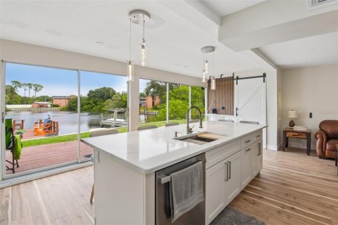 Condominio en venta en Palm Harbor, Florida, 1 dormitorio, 81.29 m2 № 2284856 - foto 8