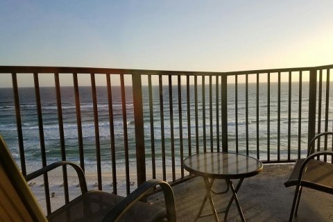 Condominio en venta en Panama City, Florida, 1 dormitorio, 56.58 m2 № 559745 - foto 1