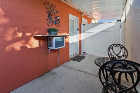 Casa en venta en Orlando, Florida, 3 dormitorios, 127.28 m2 № 1804856 - foto 23