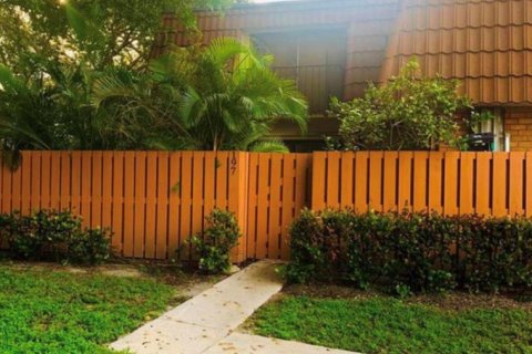 Townhouse in West Palm Beach, Florida 2 bedrooms, 114.83 sq.m. № 2146837 - photo 17