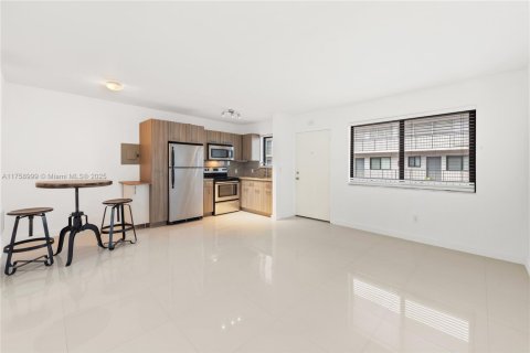 Купить кондоминиум в Майами, Флорида 1 спальня, 53.33м2, № 1938007 - фото 10
