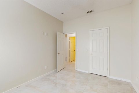 Casa en venta en Kissimmee, Florida, 4 dormitorios, 180.04 m2 № 1832891 - foto 21