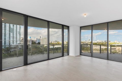 Condominio en venta en Miami Beach, Florida, 2 dormitorios, 128.21 m2 № 1869882 - foto 5