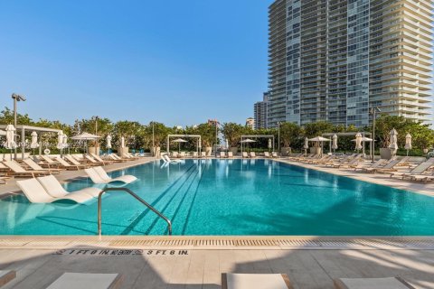 Condominio en venta en Miami Beach, Florida, 2 dormitorios, 128.21 m2 № 1869882 - foto 27