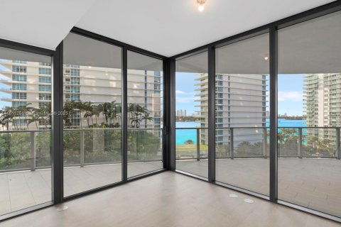 Condominio en venta en Miami Beach, Florida, 2 dormitorios, 128.21 m2 № 1869882 - foto 18