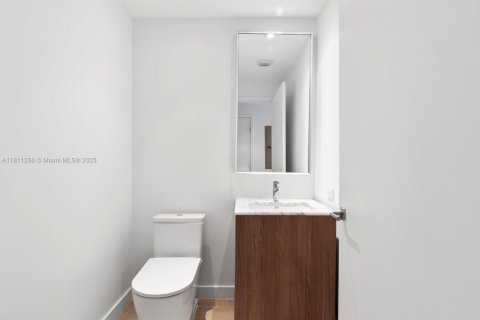 Condominio en venta en Miami Beach, Florida, 2 dormitorios, 128.21 m2 № 1869882 - foto 10
