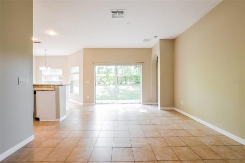 Casa en venta en Tavares, Florida, 3 dormitorios, 148.74 m2 № 1872815 - foto 2