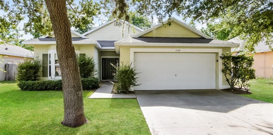 Casa en Tavares, Florida 3 dormitorios, 148.74 m2 № 1872815