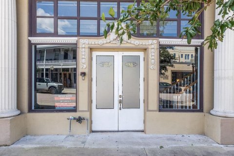 Propiedad comercial en alquiler en DeLand, Florida, 88.26 m2 № 1821165 - foto 2