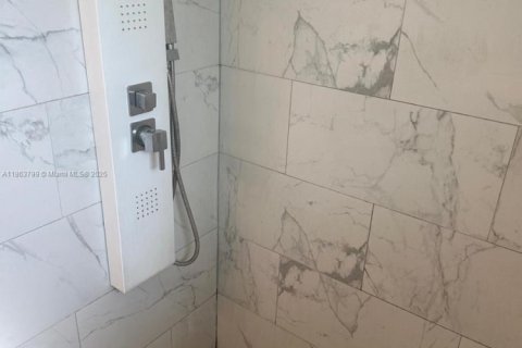 Купить виллу или дом в Флорида-Сити, Флорида 3 спальни, 165.55м2, № 1958410 - фото 7