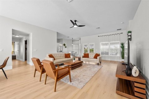 Villa ou maison à vendre à Rotonda, Floride: 4 chambres, 213.77 m2 № 2091974 - photo 11