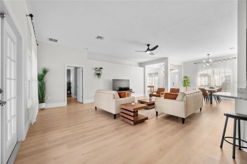 Villa ou maison à vendre à Rotonda, Floride: 4 chambres, 213.77 m2 № 2091974 - photo 13