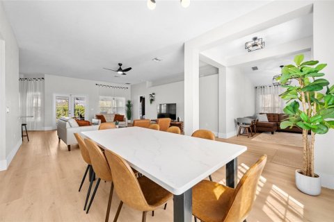 Villa ou maison à vendre à Rotonda, Floride: 4 chambres, 213.77 m2 № 2091974 - photo 9