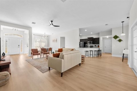 Villa ou maison à vendre à Rotonda, Floride: 4 chambres, 213.77 m2 № 2091974 - photo 12
