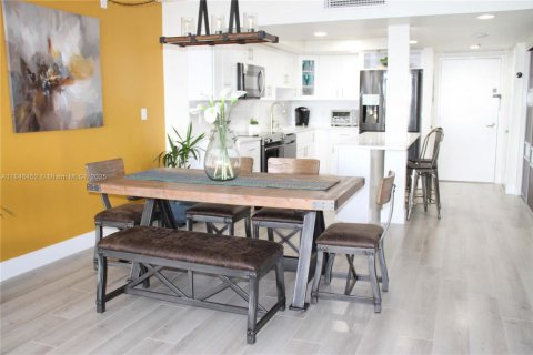 Condominio en venta en Aventura, Florida, 2 dormitorios, 105.82 m2 № 1845837 - foto 16