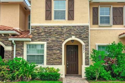 Townhouse in West Palm Beach, Florida 3 bedrooms, 139.26 sq.m. № 2086494 - photo 2