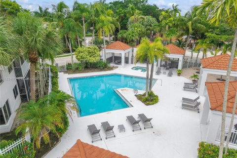 Condo in Plantation, Florida, 2 bedrooms  № 1845439 - photo 23
