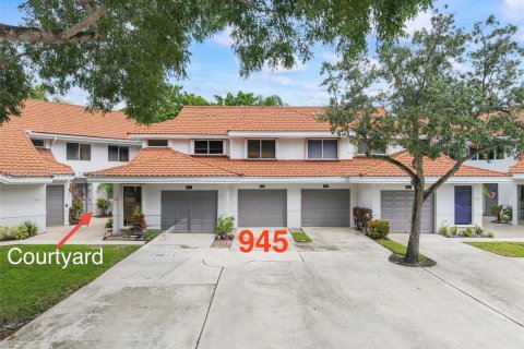 Condo in Plantation, Florida, 2 bedrooms  № 1845439 - photo 2