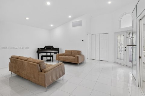 House in Delray Beach, Florida 3 bedrooms, 187.94 sq.m. № 1801010 - photo 7