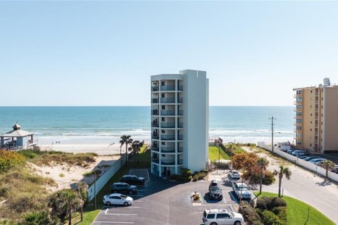 Condo in New Smyrna Beach, Florida, 1 bedroom  № 1648004 - photo 25