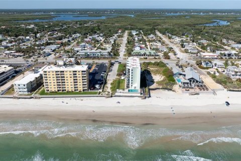 Condo in New Smyrna Beach, Florida, 1 bedroom  № 1648004 - photo 17