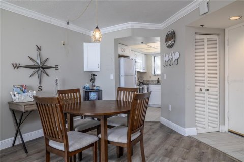 Condo in New Smyrna Beach, Florida, 1 bedroom  № 1648004 - photo 10