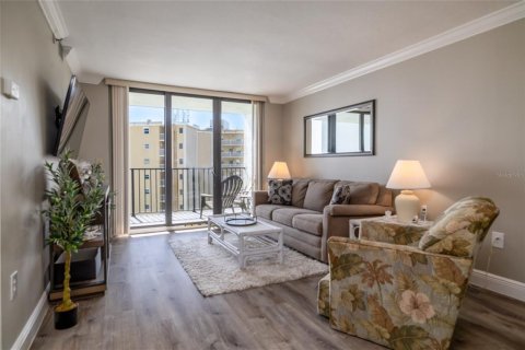 Condo in New Smyrna Beach, Florida, 1 bedroom  № 1648004 - photo 5
