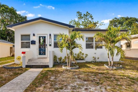 Villa ou maison à vendre à Dania Beach, Floride: 3 chambres, 104.7 m2 № 2083918 - photo 3