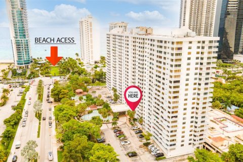Copropriété à vendre à Sunny Isles Beach, Floride: 2 chambres, 120.22 m2 № 1979649 - photo 4
