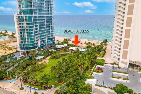 Copropriété à vendre à Sunny Isles Beach, Floride: 2 chambres, 120.22 m2 № 1979649 - photo 2