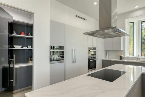 Купить виллу или дом в Сарасота, Флорида 9 комнат, 657.19м2, № 1620364 - фото 21