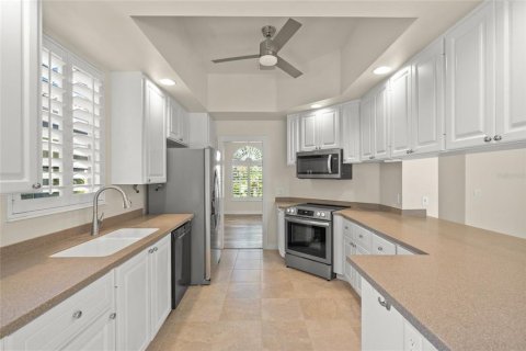 House in Sarasota, Florida 3 bedrooms, 186.55 sq.m. № 1718599 - photo 6