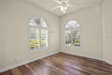 House in Sarasota, Florida 3 bedrooms, 186.55 sq.m. № 1718599 - photo 17