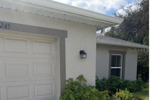 Propiedad comercial en venta en Punta Gorda, Florida, 6 dormitorios, 232.07 m2 № 2229847 - foto 2