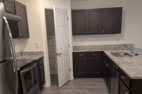 Propiedad comercial en venta en Punta Gorda, Florida, 6 dormitorios, 232.07 m2 № 2229847 - foto 4
