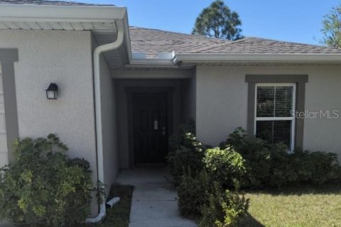Propiedad comercial en venta en Punta Gorda, Florida, 6 dormitorios, 232.07 m2 № 2229847 - foto 3