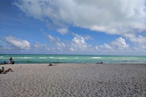 Купить отель в Майами-Бич, Флорида № 1985010 - фото 28