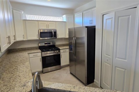 House in Bradenton, Florida 2 bedrooms, 145.39 sq.m. № 1613445 - photo 11