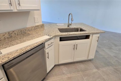 House in Bradenton, Florida 2 bedrooms, 145.39 sq.m. № 1613445 - photo 17