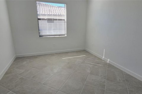 House in Bradenton, Florida 2 bedrooms, 145.39 sq.m. № 1613445 - photo 10