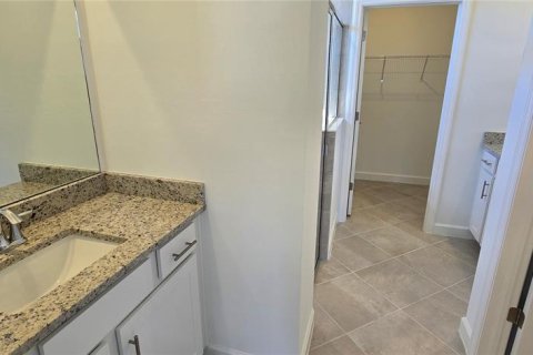 House in Bradenton, Florida 2 bedrooms, 145.39 sq.m. № 1613445 - photo 13