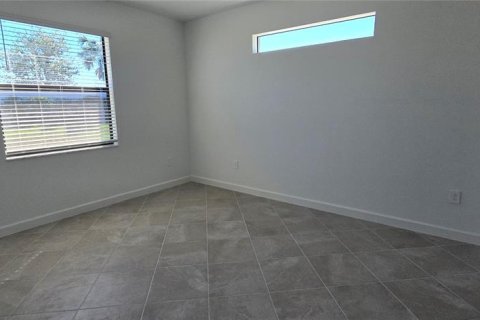 House in Bradenton, Florida 2 bedrooms, 145.39 sq.m. № 1613445 - photo 12