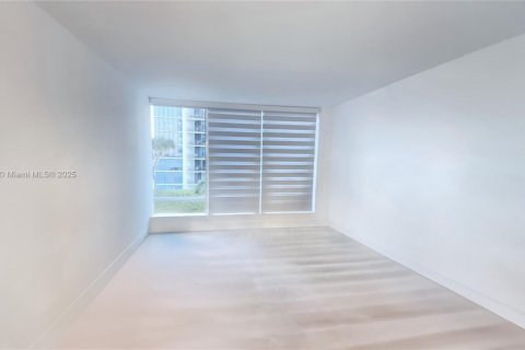Copropriété à vendre à Miami, Floride: 2 chambres, 158.58 m2 № 1764666 - photo 26